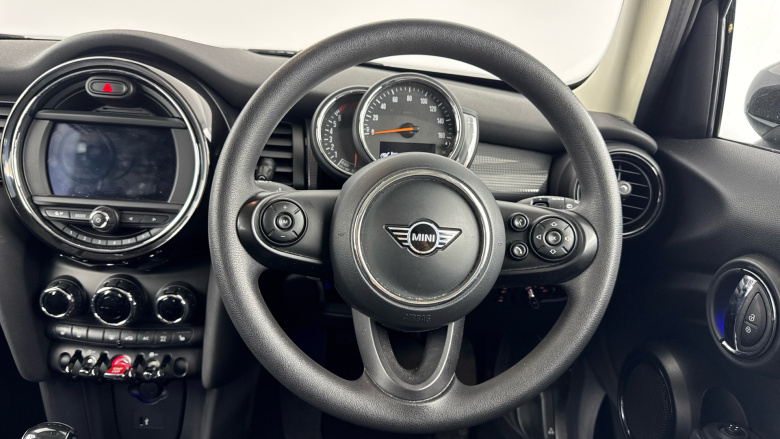 MINI Hatchback 1.5 Cooper Classic II 5dr Auto Petrol Hatchback